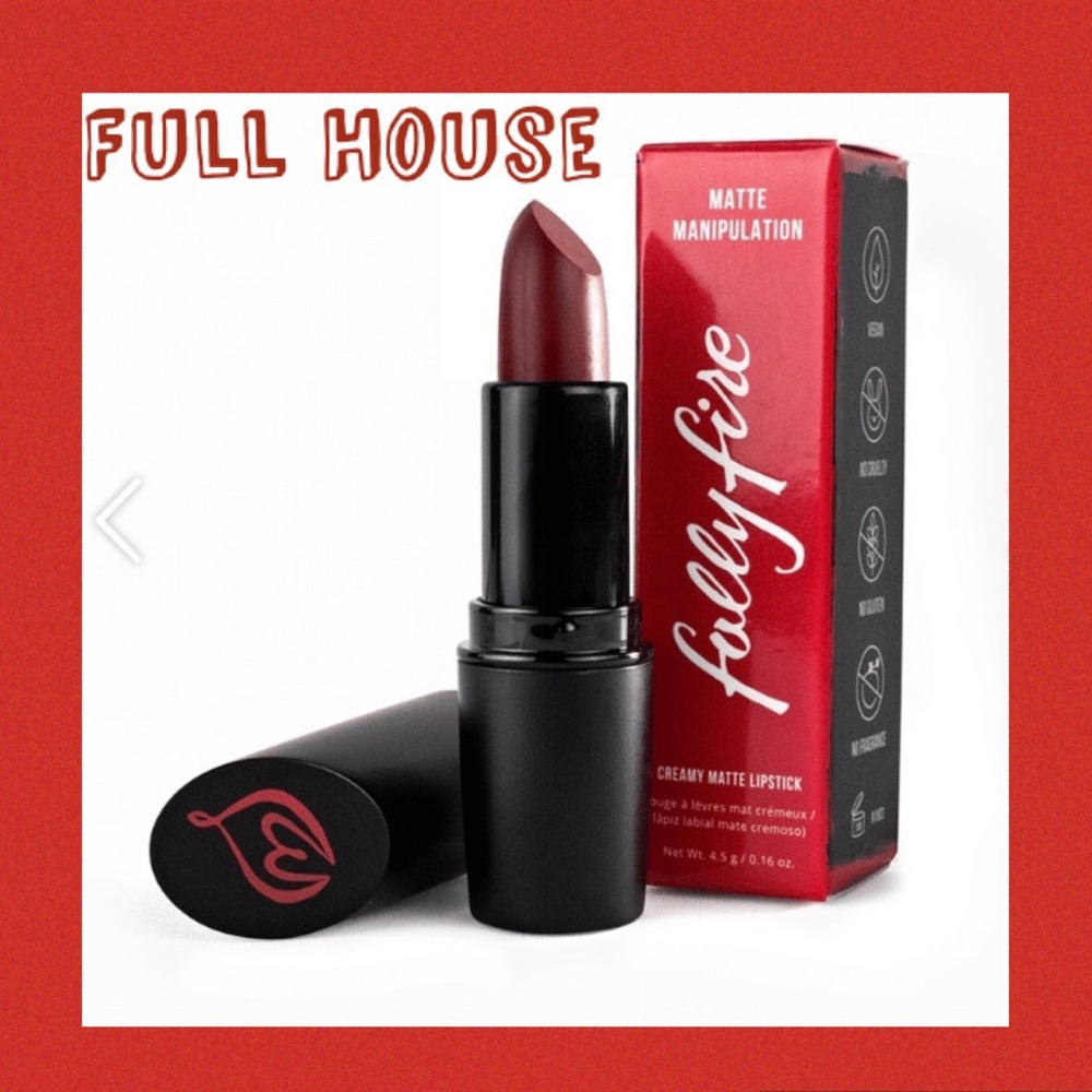 Fully fire matte lipstick in Full house 💄💄